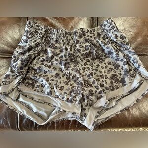 Athleta Mesh Racer Run short XS